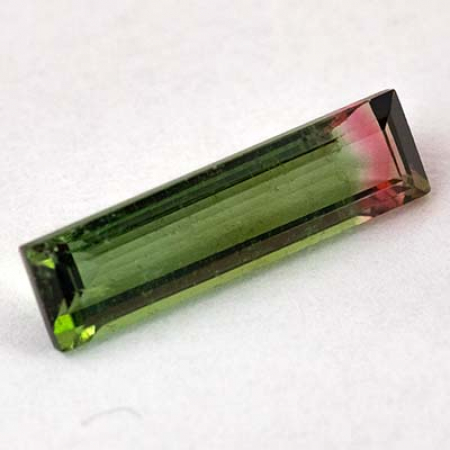 Bicolor Turmalin mit 1.67 Ct