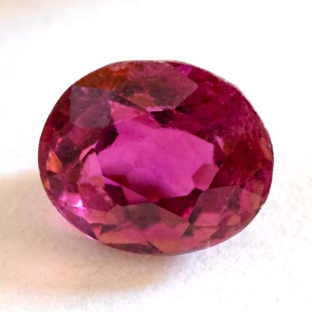 Pink Turmalin mit 0.87 Ct