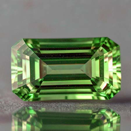 Turmalin  Edelstein