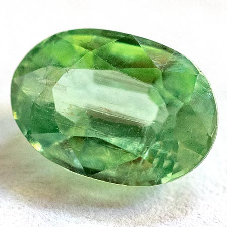 Grüner Kyanit 1.09 Ct, unbehandelt