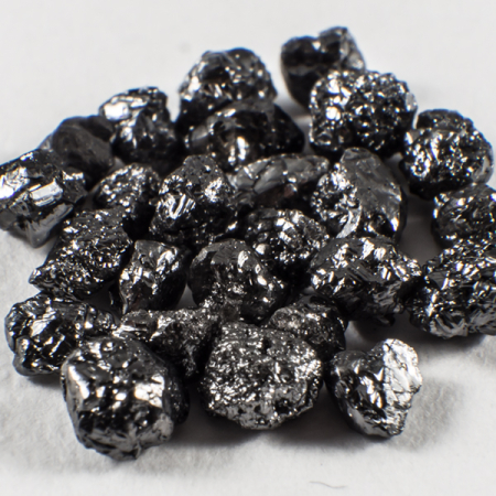 24 Stück Schwarze Rohdiamanten mit 2.47 Ct
