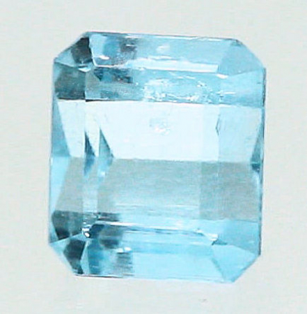 Indigolith mit 0.71 Ct