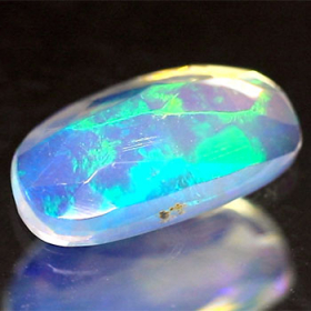 Opal im Rosenschliff mit 0.57 Ct