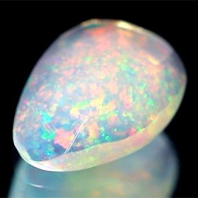 Opal im Rosenschliff mit 0.80 Ct