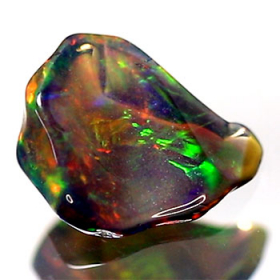 Schwarzer Opal-Kristall 1.22 Ct, AAA Grade, poliert