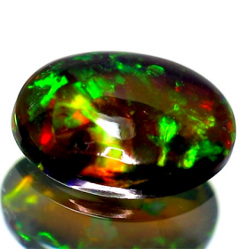 Schwarzer Opal mit 1.64 Ct, AAA Grade