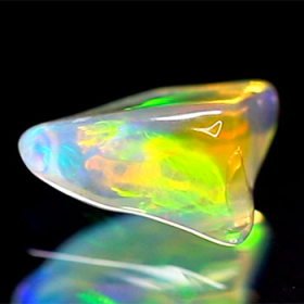 Welo Opal-Kristall mit 1.70 Ct, poliert