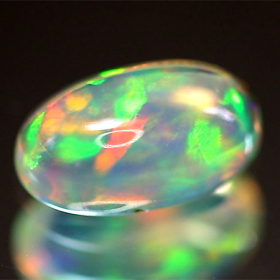 Opal mit 1.84 Ct, AAA Grade