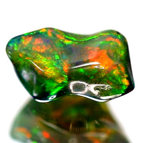 Schwarzer Opal-Kristall 2.66 Ct, AAA Grade, poliert