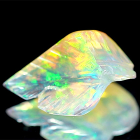 Gravierter Welo Opal-Kristall mit 2.79 Ct