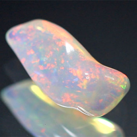 Welo Opal-Kristall mit 2.92 Ct, poliert