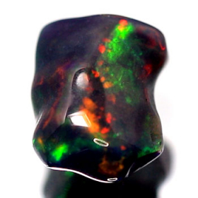 Schwarzer Opal-Kristall 2.92 Ct, AAA Grade, poliert