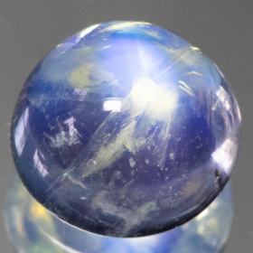 Mondstein mit 2.88 Ct