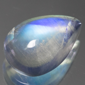 Mondstein mit 3.33 Ct