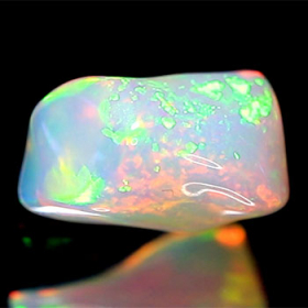 Welo Opal-Kristall mit 3.36 Ct, poliert