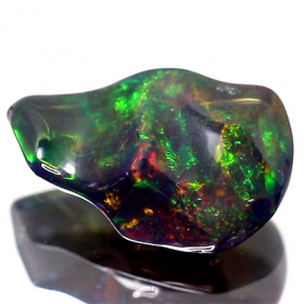 Schwarzer Opal-Kristall AAA Grade, 3.55 Ct, poliert
