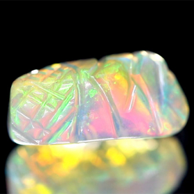 Gravierter Welo Opal-Kristall mit 4.13 Ct