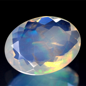 Facettierter Welo-Opal mit 4.22 Ct