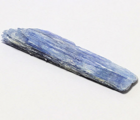 Kyanit Kristall mit 44.71 Ct