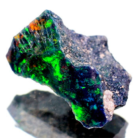 Opalkristall mit 6.91 Ct