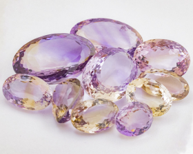 10 Ametrine mit 203.34 Ct