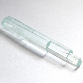 Aquamarin Kristall mit 11.94 Ct