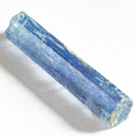 Santa Maria farbener Aquamarin-Kristall mit 5.88 Ct