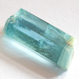 Santa Maria farbener Aquamarin-Kristall mit 5.44 Ct