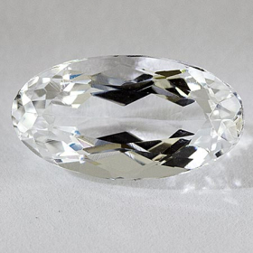 Aquamarin mit 11.5 x 6.5 mm, unbehandelt