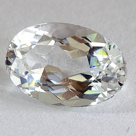 Aquamarin mit 10 x 6 mm, unbehandelt