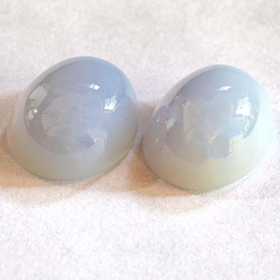 Chalzedon Paar im Cabochonschliff 10 x 8 mm