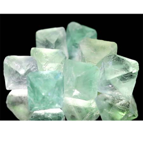 Fluorit Kristalle mit 103.82 Ct