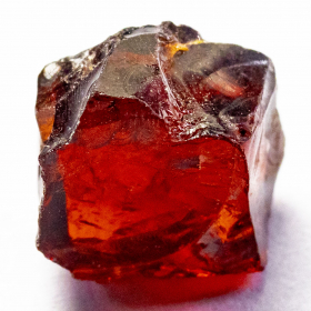 Granat Kristall mit 4.68 Ct
