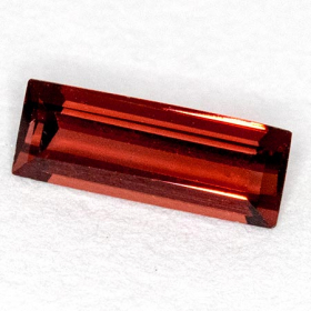 GRANAT ca. 8 x 3 mm
