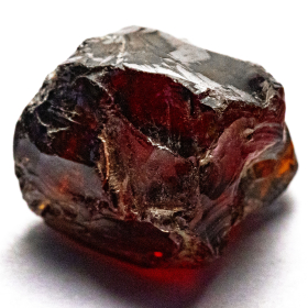 Granat Kristall mit 9.40 Ct