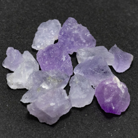 12 Hackmanit Kristalle 5.09 Ct, fluoreszierend