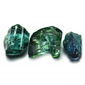 3 Indigolith Kristalle mit 1.82 Ct