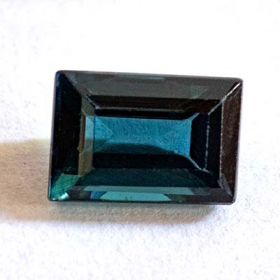 Indigolith mit 0.70 Ct