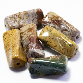 6 Jaspis Perlen mit 85.36 Ct
