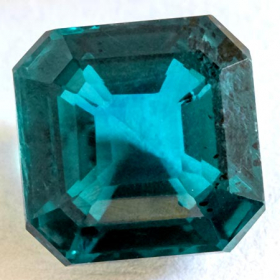 Indigoblauer Kyanit 2.34 Ct, unbehandelt