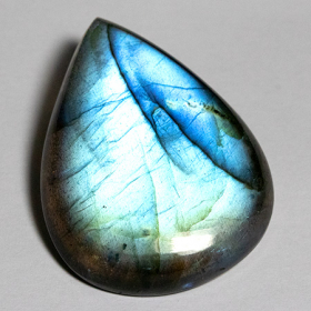 Labradorit mit 42.64 Ct