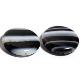 Onyx mit ca. 19 x 19 mm , angebohrt