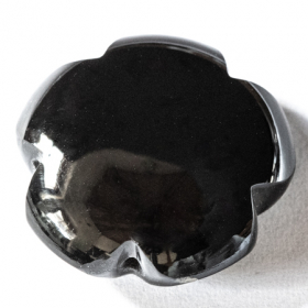 Onyx mit 18 mm, Fantasieschliff Blume
