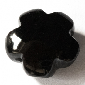 Onyx mit 9 mm, Fantasieschliff Blume