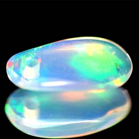 Welo Opal mit 0.87 Ct, AAA Qualität, gebohrt