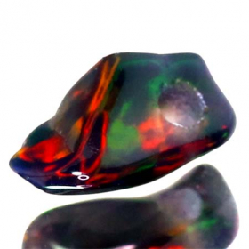 Schwarzer Welo Opal Anhänger mit 1.08 Ct, gebohrt