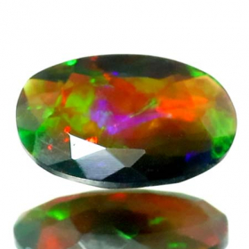 Schwarzer Opal mit 1.27 Ct - facettiert, AAA Qualität