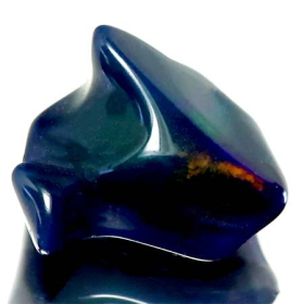 Schwarzer Opal-Kristall 1.30 Ct, poliert