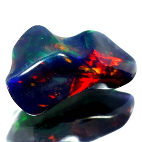 Schwarzer Opal-Kristall 1.45 Ct, AAA Grade, poliert