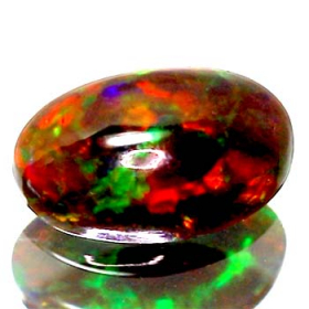 Schwarzer Opal mit 1.82 Ct